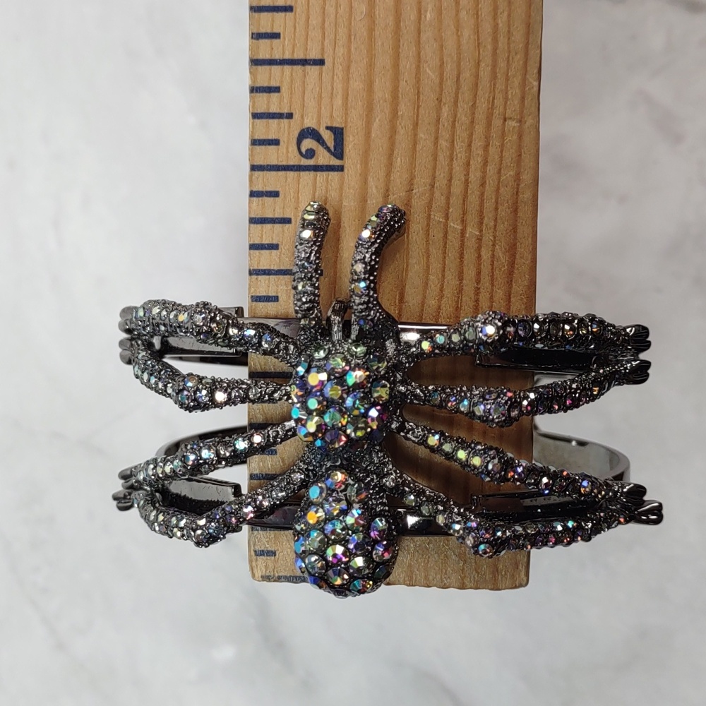Kirk's Folly Enchanted Aurora Borealis Spider Bracelet - Picture 7 of 10